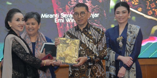 Peluncuran Buku "Kebaya Keanggunan Yang Diwariskan "