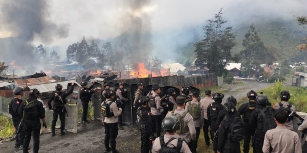 Pilkada Kabupaten Puncak Jaya Diwarnai Kericuhan, Bawaslu Pertimbangkan PSU