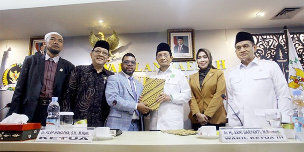 Menag Raker Dengan Komite III DPD