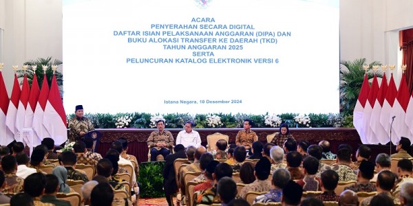 Terima DIPA dan TKD 2025, Pj. Gubernur Jatim Siap Tancap Gas Optimalkan Penggunaan Anggaran
