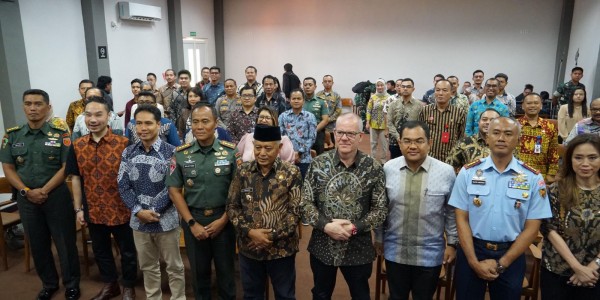 Bangun SDM Berkualitas, PLN Jatim Bersinergi Dengan King’s College Management