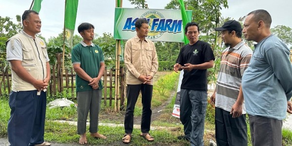 Kunjungi Petani, Amin Ak Dorong Penggunaan Pupuk Cair untuk Tingkatkan Produktivitas Pertanian