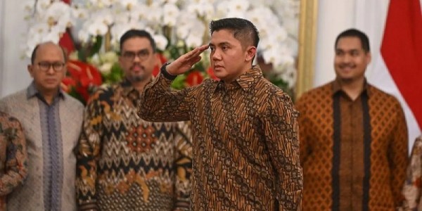 Presiden Prabowo Batalkan Kunjungan ke Malaysia, Ini Penjelasan Seskab Teddy 