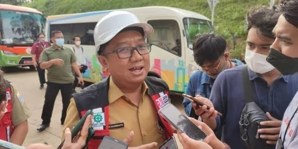 DLH DKI Angkut 132 Ton Sisa Sampah Malam Perayaan Tahun Baru 2025