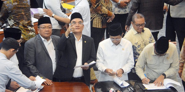 DPR dan Menag Sepakati Biaya Haji 2025 Sebesar Pp 55,4 Juta