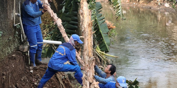 Antisipasi Tanah Longsor, BPBD DKI Minta Warga Waspada