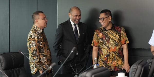 Surya Paloh Sebut Kunjungan Sufmi Dasco ke NasDem Bentuk Kehangatan Sahabat