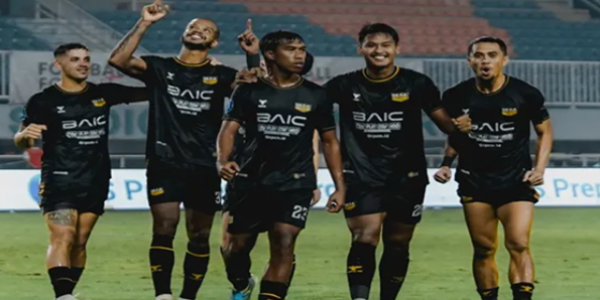 Catat Lima Kemenangan Beruntun, Dewa United Taklukkan 10 Pemain Persija