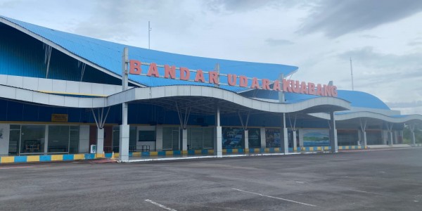 Erupsi Gunung Ibu, Bandara Kuabang Kao Ditutup Sementara
