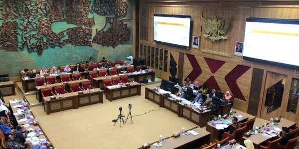 Di Raker Komisi X, Apitisi Ungkap Ada Oknum Anggota DPR Mainkan Anggaran KIP