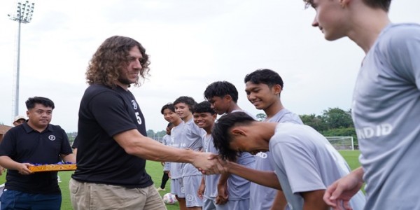Starbol Indonesia Undang Carlos Puyol untuk Lihat Potensi 11 Pesepakbola Muda