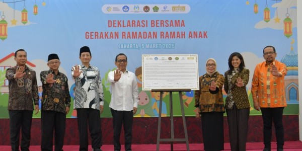 Ramadan Momen Tepat  Orang Tua Dampingi Anak di Ruang Digital