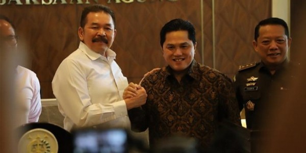 Kasus Minyak Pertamina, IPW: Kejagung Kepagian Sebut Erick Thohir Tak Terlibat