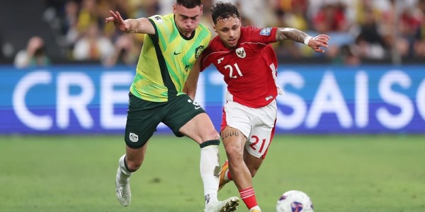 Debut Pahit Kluivert, Timnas Indonesia Kalah Telak atas Australia 5-1