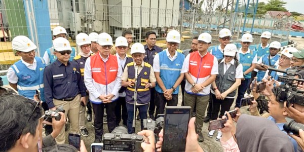 Lawatan ke Banjarmasin, Menteri Bahlil Pastikan Listrik PLN Aman Layani Idul Fitri