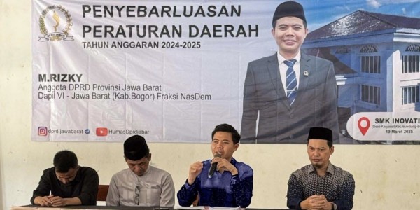Mendorong Pengembangan Ekonomi Kreatif sebagai Solusi Pengangguran di Desa Karyasari