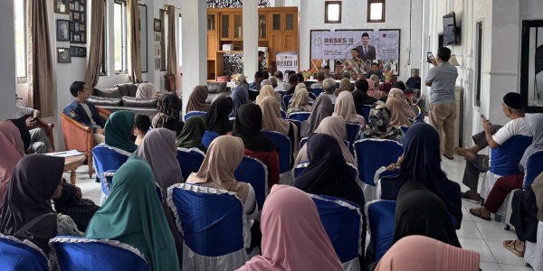 Rizky Tampung Aspirasi Masyarakat Terkait Penyelenggaraan Pesantren di Reses II