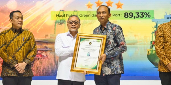 Pelindo Benoa Raih Nilai Tertinggi Dalam Green and Smart Port Awards 2024