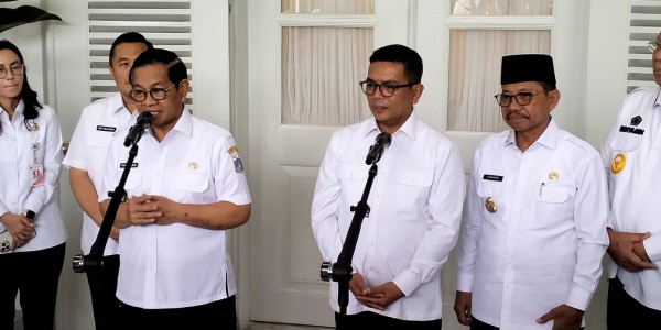 Pramono Terima Kunjungan Andra Soni di Balai Kota, Bahas Kemacetan Hingga Perluasan Jalur MRT