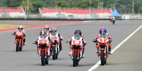 Pertamina Dukung Talenta Muda Otomotif Lewat Kejurnas Mandalika Racing Series 2025