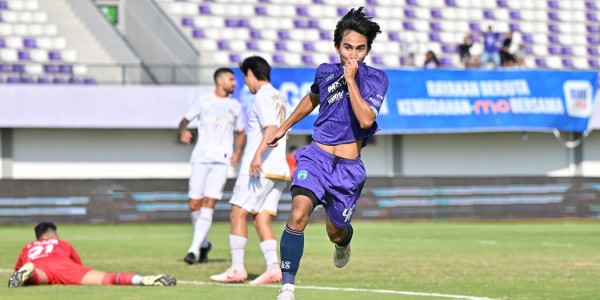 Laga Penuh Drama, Persita Tumbangkan Arema FC