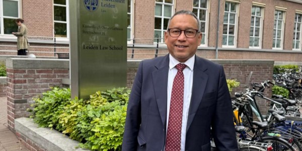 Update Ilmu Hukum Perikatan Prof Faisal Dalami di Belanda dan Belgia