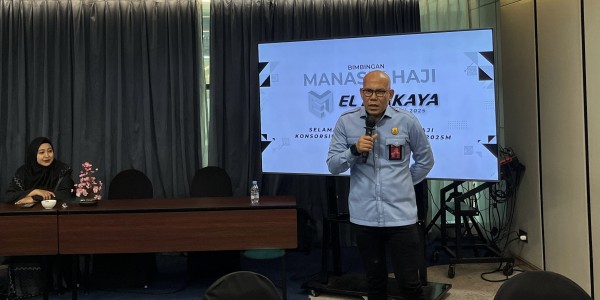 Kementerian Agama Lepas Keberangkatan Kloter Perdana Jemaah Haji Khusus 1446 H