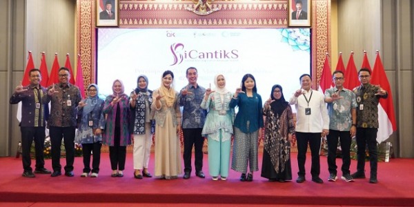 OJK Gandeng AO PNM dalam Program SICANTIKS untuk Perkuat Literasi Keuangan Syariah