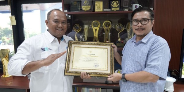 Tunjukkan Sinergi Budaya dan Lingkungan, Pelindo Raih Juara 1 Mobil Hias Terbaik Di Surabaya Vaganza 2025