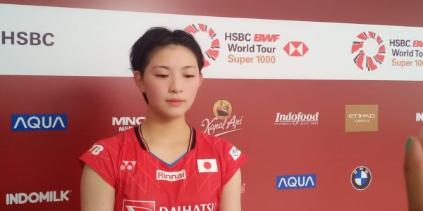 Tomoka Miyazaki Tumbangkan Michelle Li Lewat Duel Dramatis, Melaju ke 16 Besar Indonesia Open 2025