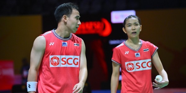 Kandaskan Goh/Lai, Dechapol/Supissara Tantang Chen/Toh di Semifinal Indonesia Open 2025