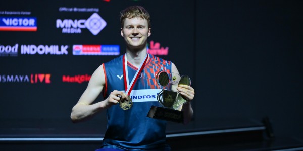 Antonsen Juara Indonesia Open 2025 Usai Duel Sengit Lawan CTC