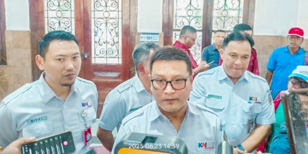 Tingkatkan Layanan, KAI Commuter Wilayah 8 Surabaya Lakukan Penyesuaian Perjalanan Commuter Line Mulai 1 Juli 2025