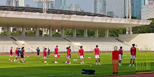 Timnas Indonesia U-23 Gelar Latihan Perdana di Stadion Madya, Fokus Kembalikan Kebugaran Pemain