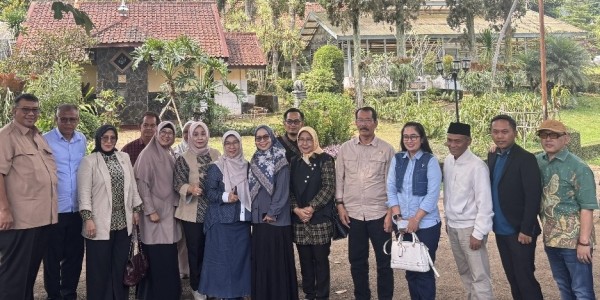 Blusukan Ke Sumedang, Anggota DPRD Jabar Harapkan Masyarakat Manfaatkan Balai Benih