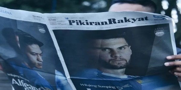 Pakai Cara Unik, Alfeandra Dewangga dan Julio Cesar Resmi Diumumkan Jadi Amunisi Terbaru Persib Bandung