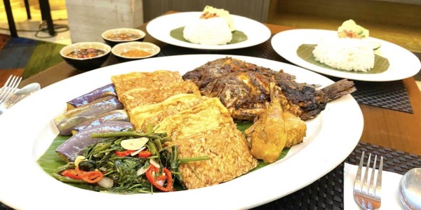 “Sego Gandengan” Hotel Neo Gubeng Surabaya, Hadirkan Pengalaman Kuliner Lokal yang Autentik