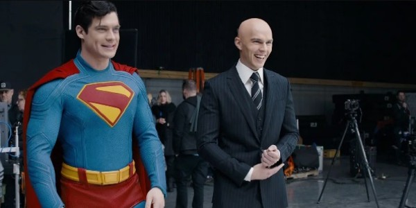 Film Superman 2025 Siap Mengubah Wajah DC Universe, Debut David Corenswet Sebagai Sang Manusia Baja