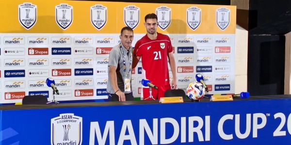 Cetak Dobel Hattrick dan Paksa Bermain Meski Cedera, Jens Raven: Cuma Keram Saja, Siap Main Lawan Filipina