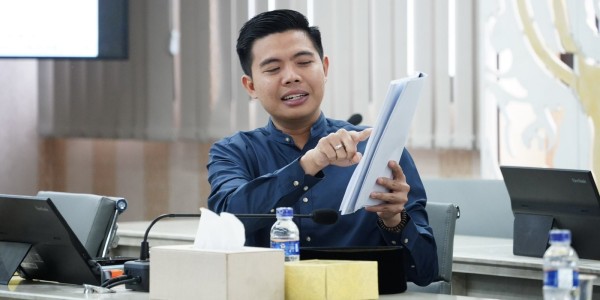 M Rizky Sentil Bank BJB: Stop Mubazir Iklan, Arahkan untuk Pesantren dan Sarana Pendidikan