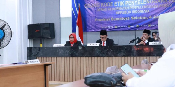 Terbukti Tak Netral pada Pilkada 2024, DKPP Pecat Ketua Bawaslu OKU