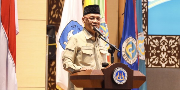 Bahas Tranformasi Penyelenggaraan Ibadah Haji, Kepala BP Haji Beri Kuliah Umum di UNP