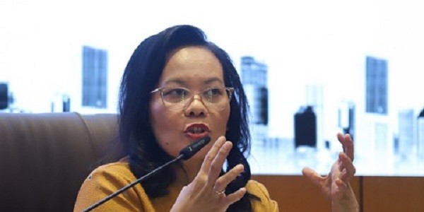 Rosdiana Sijabat: BUMN Jalankan  Peran Ganda, Dorong Pertumbuhan dan Layanan Publik