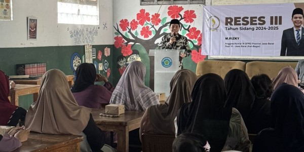 M Rizky Serap Aspirasi Warga Terkait Pendidikan dan Infrastruktur di Leuwisadeng