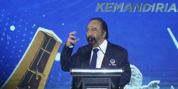 Surya Paloh Instruksikan Fraksi NasDem Bahas Terminologi OTT Dengan KPK