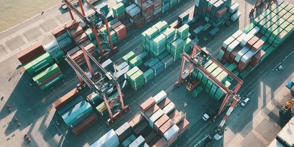 TPK Berlian Raih Kinerja Gemilang, Catat Arus Peti Kemas Tertinggi pada Agustus 2025