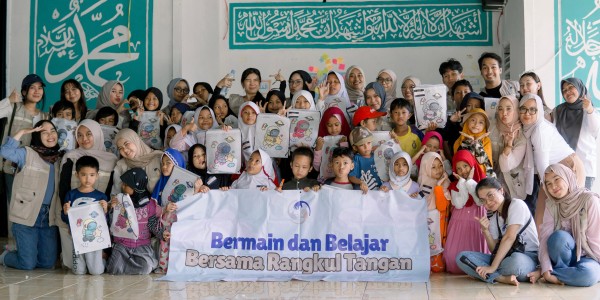Rangkul Tangan Hadirkan Program #SabtuMengajar untuk Dukung Literasi Dasar Anak Prasejahtera