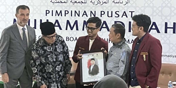 Anis Matta Ajak Mahasiswa Muhammadiyah Pelajari Pergulatan Pemikiran dalam Diplomasi Global