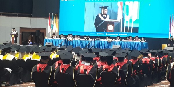 Universitas Borobudur Wisuda 594 Mahasiswa,  Rektor Borobudur : Terus Lahirkan Lulusan Unggul dan Berdaya Saing Global