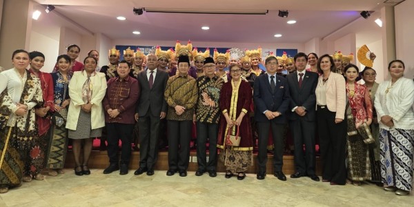Menag Hadiri Pertemuan Internasional untuk Perdamaian di Vatikan